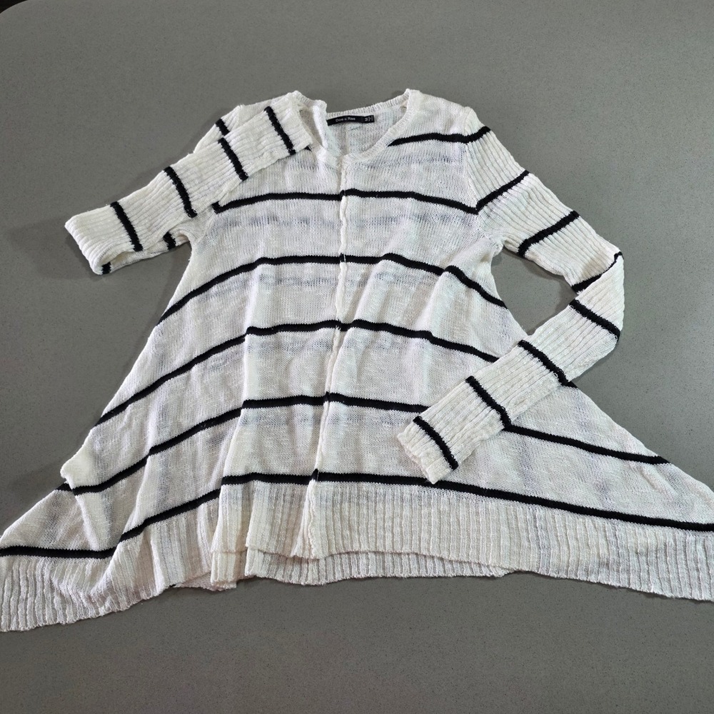 Doe & Rae Women Ivory Black Striped Sharkbite Hem Open Knit Cardigan Size M